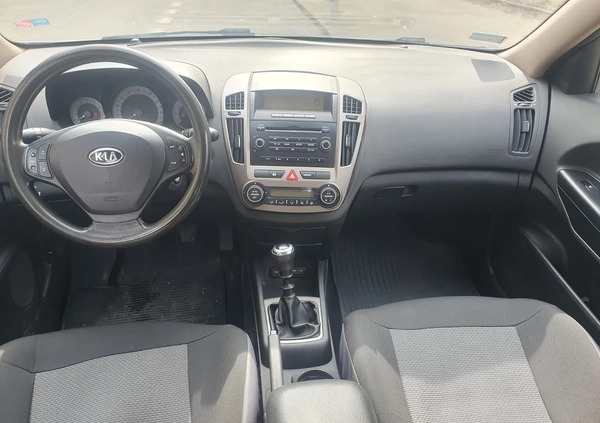 Kia Ceed cena 7900 przebieg: 324571, rok produkcji 2007 z Warszawa małe 121